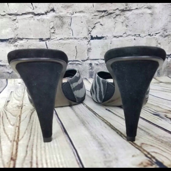 - Donald Pliner Suede Leather Black/gray Zeb… - Picture 3 of 6